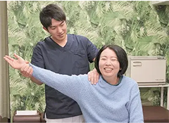 肩こり施術